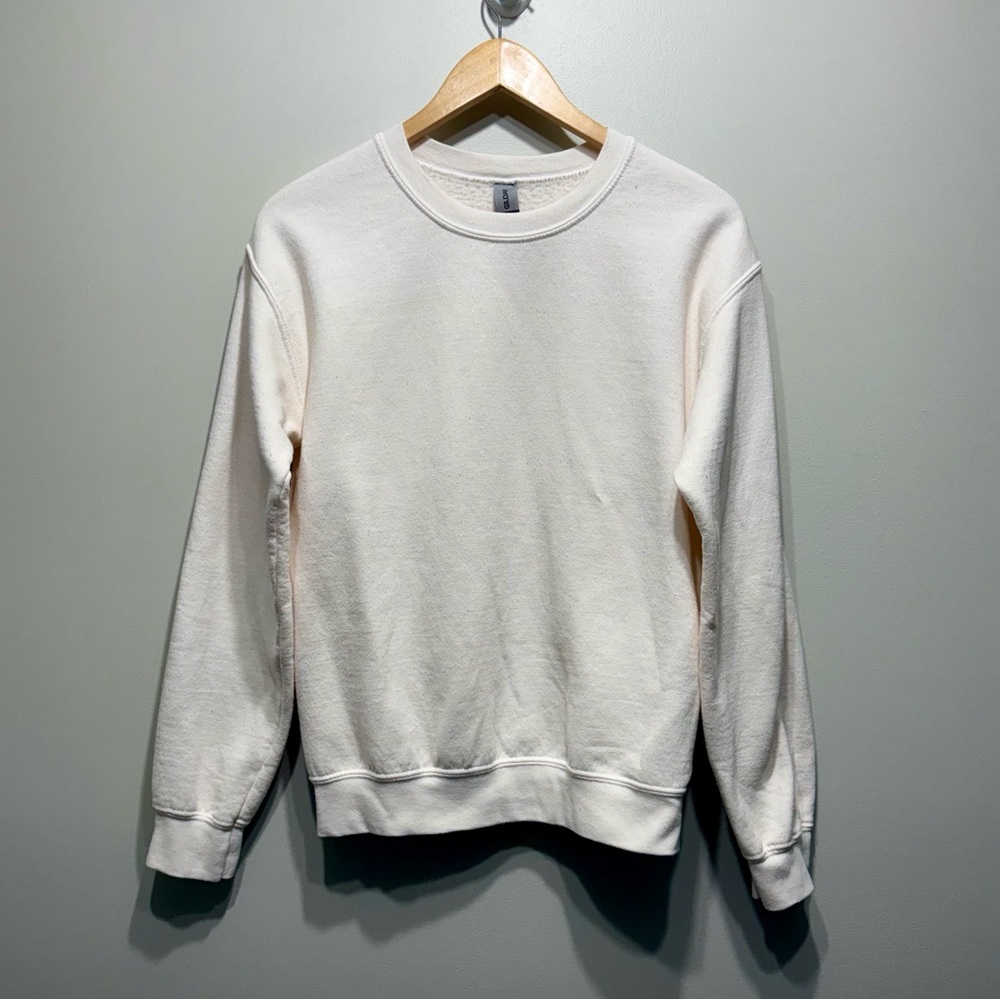 Gildan Cream Crewneck Sweatshirt Pullover Unisex Size Small - Picture 9 of 9